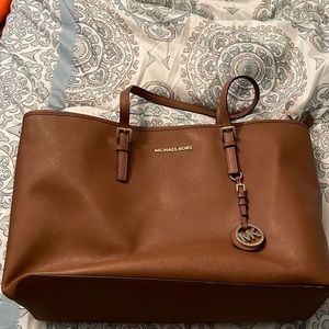 Large Michael Kors tote bag